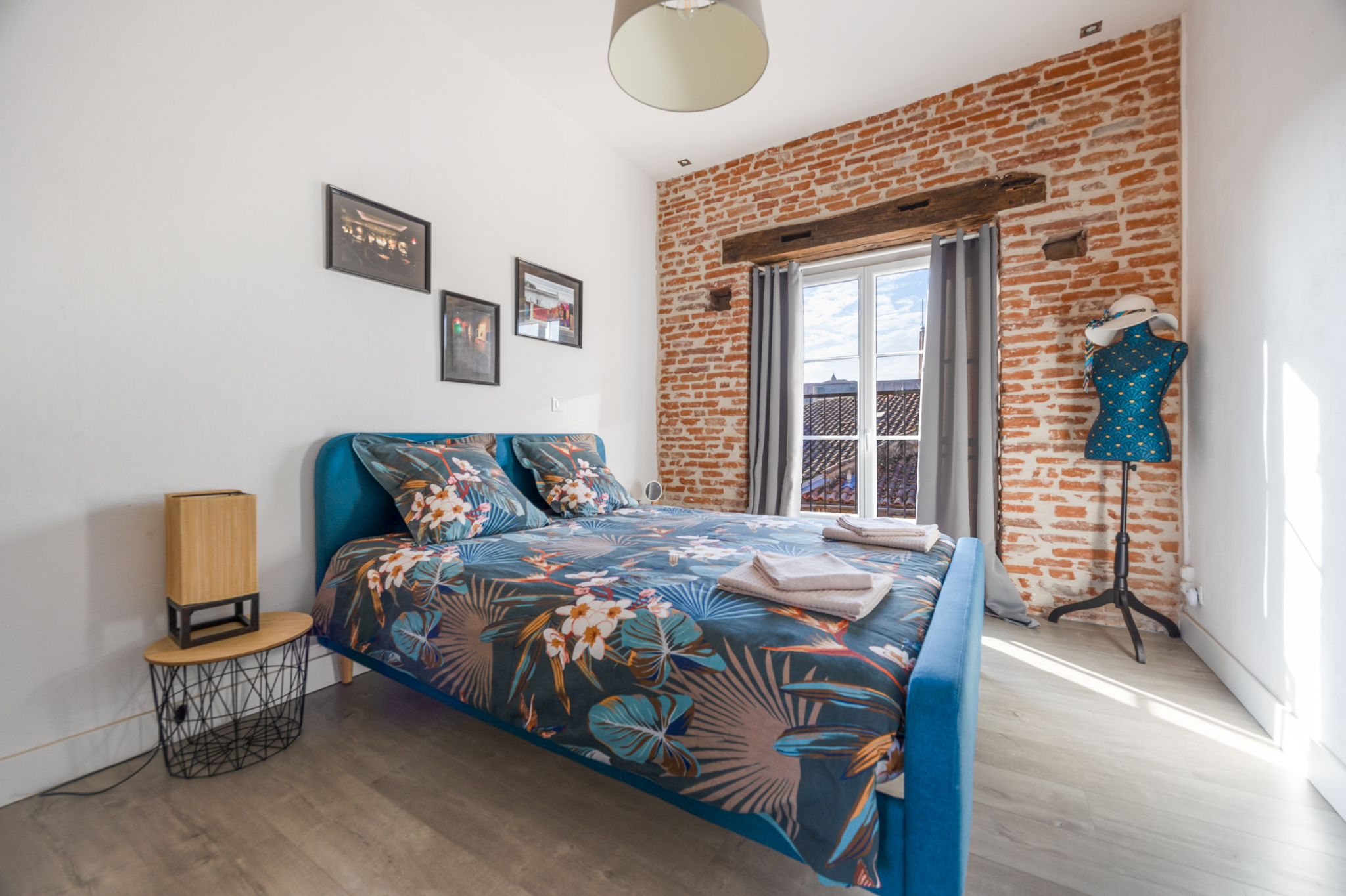 Studio Bricklane avec lit queen-size et décoration chaleureuse